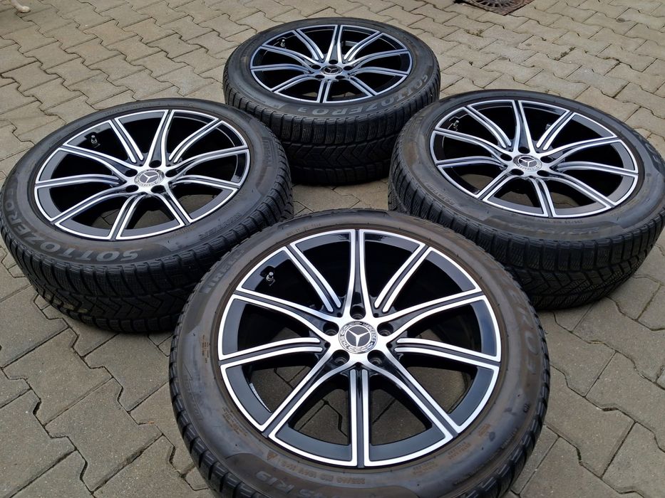Jante Mercedes AMG NightPaket Diamond Cut pe 19 cu anvelope Pirelli roti jenti  BMW Audi