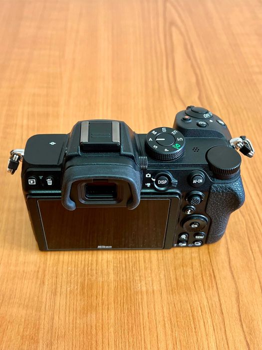 Nikon Z5 с обектив Nikkor Z 24-50mm f/4-6.3