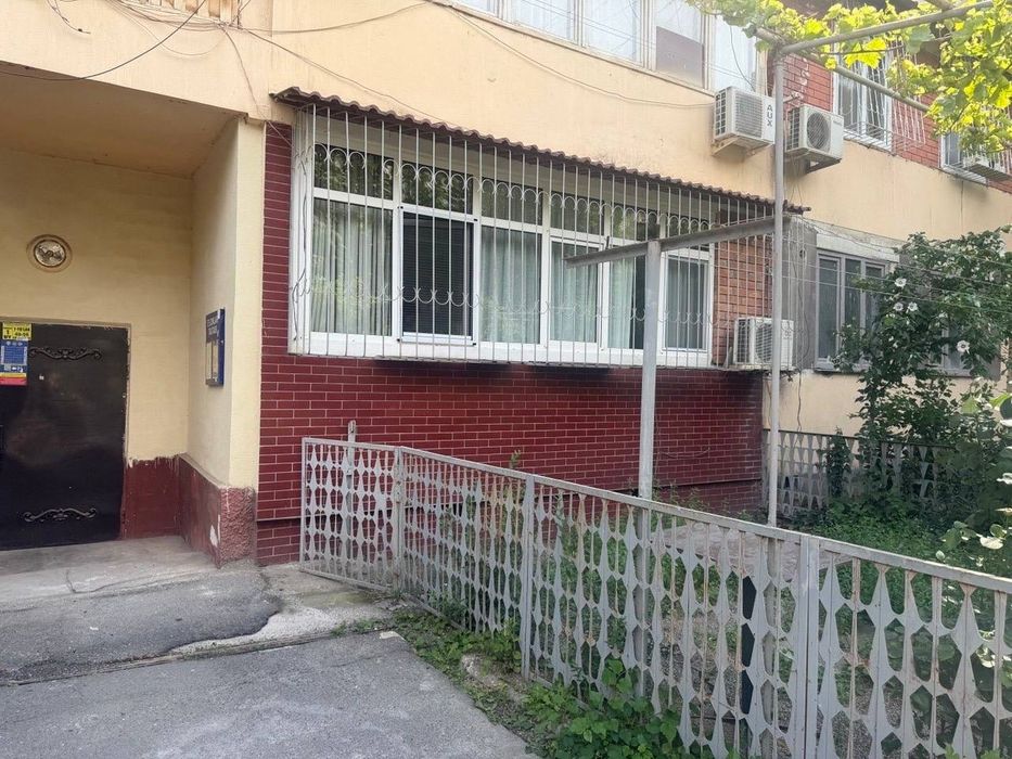 Алайский Продается 3 комнатная квартира метро Минор