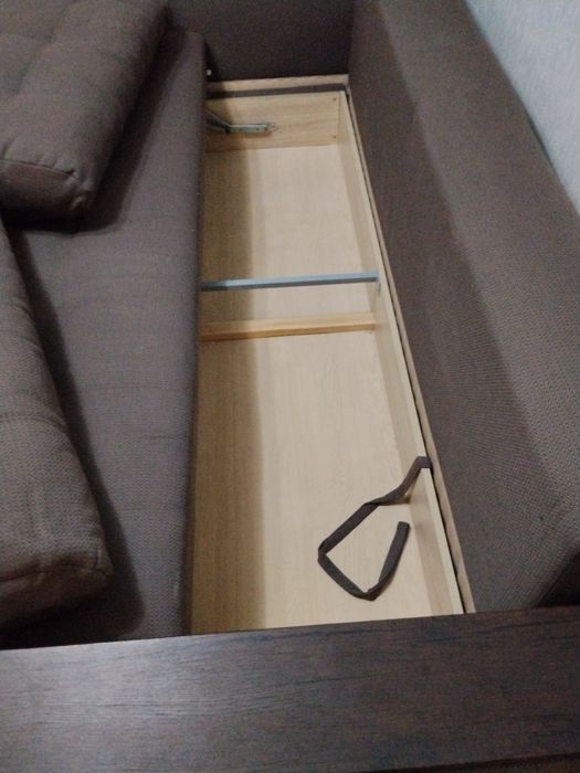 Продам диван б/у