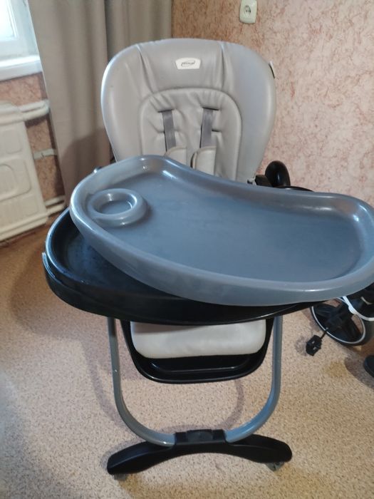 Продам детский стульчик для кормления