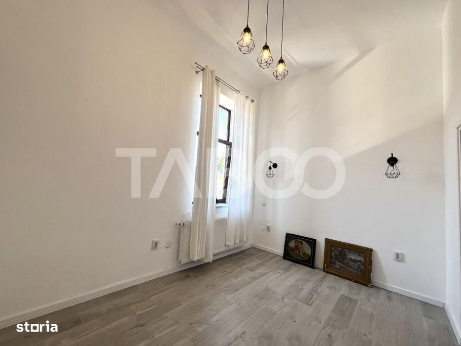 Apartament cu 3 camere si terasa de 14 mp in zona Centrala la cheie
