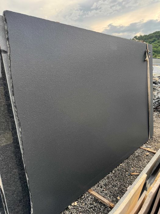 Granit negru pentru interior si exterior