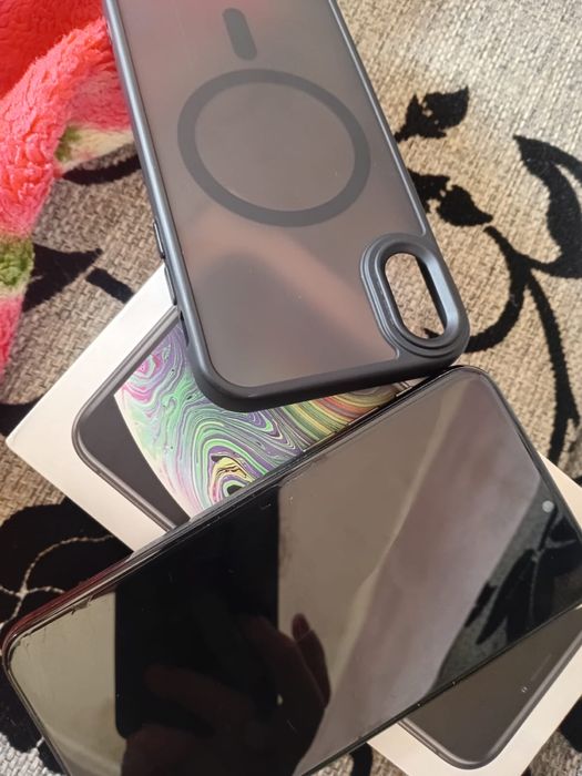 Iphone xs хорошее состояние 77 акб