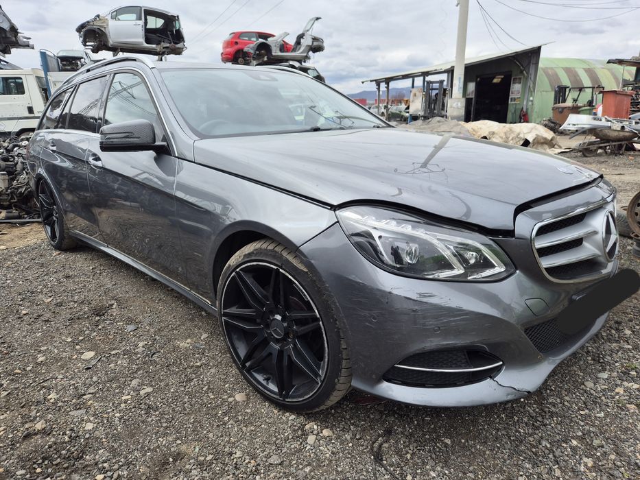 Dezmembram Mercedes E Klass W212 Break 2015 2.2cdi OM651924