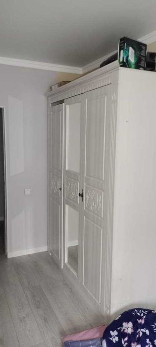 шкаф 50 000 срочно