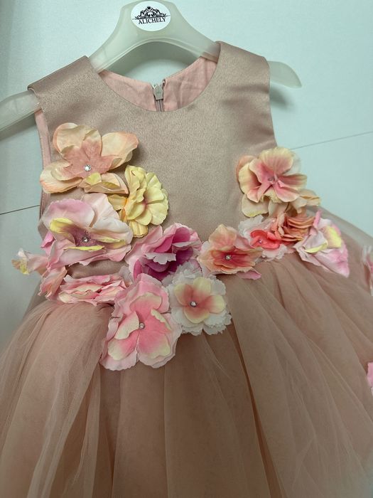 Рокли мама и бебе / Еднакви рокли