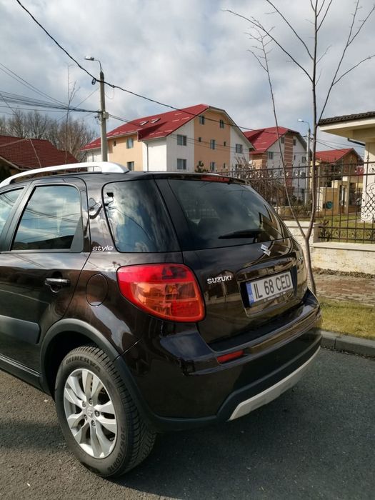 Suzuki  SX4 10.2012 4x4 optional