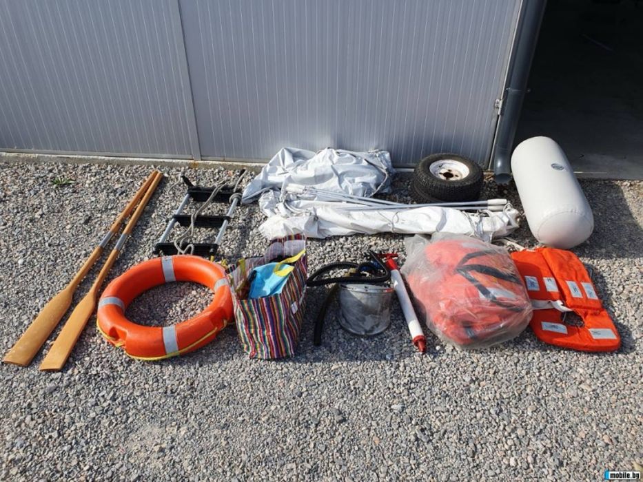 Продавам надуваема RIB лодка Mariner 410 + регистриран конесар + Garmi