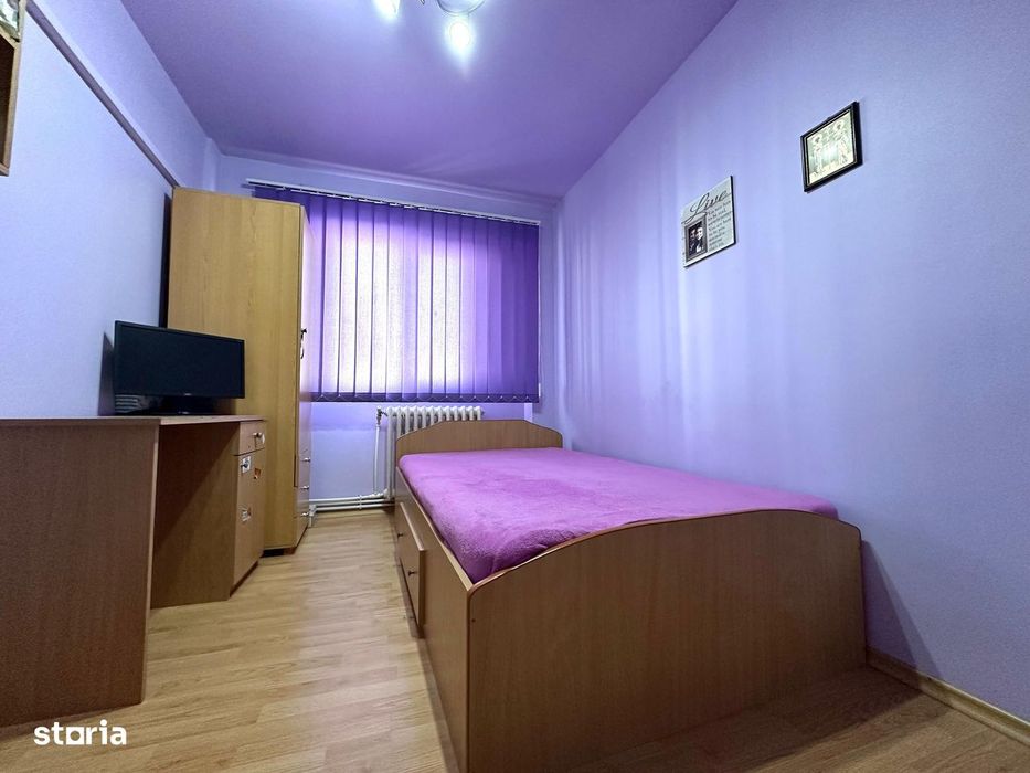 Apartament 3 camere, etaj intermediar