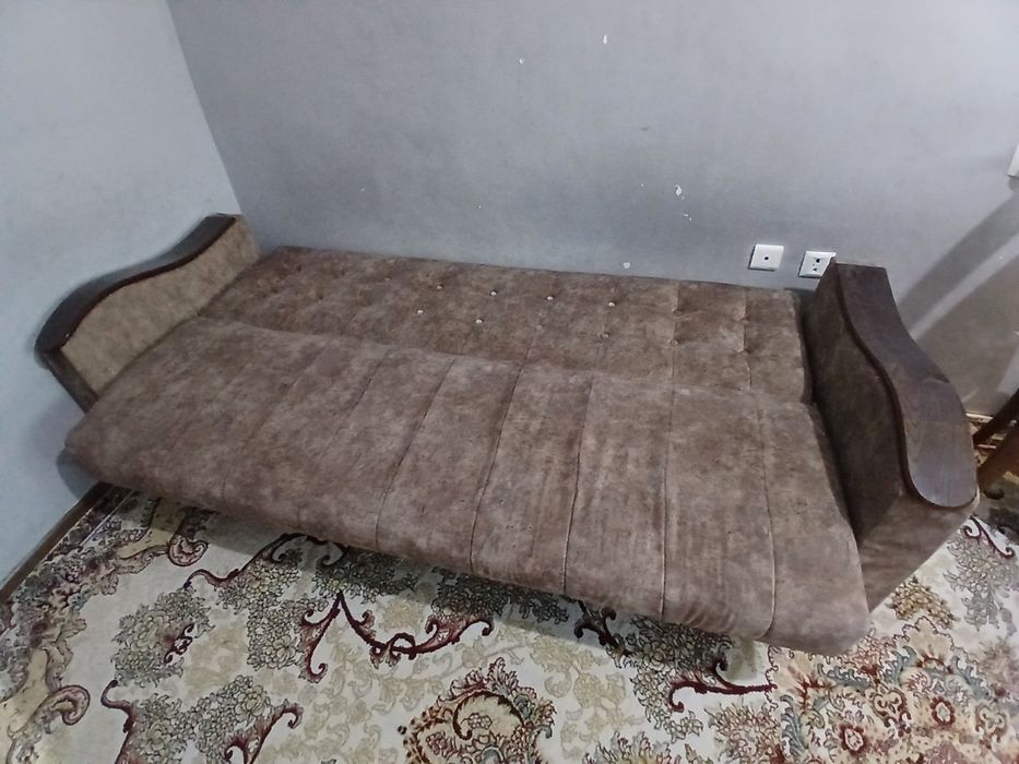 Divan transformer