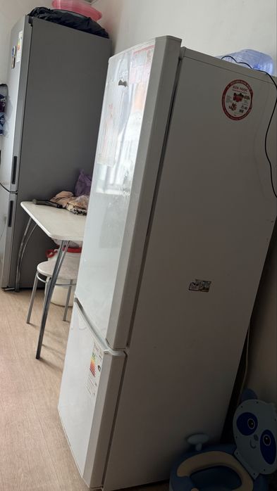 Продам холодильник