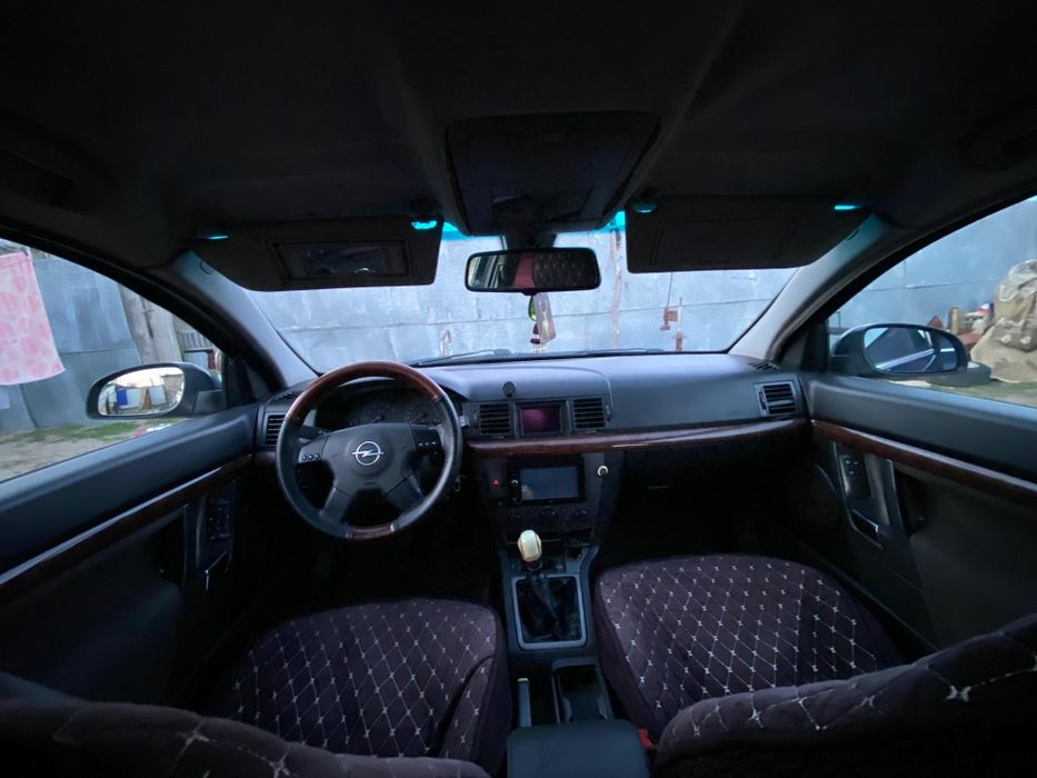 Опел вектро С 2003