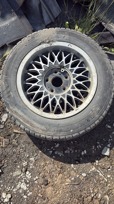 Колесо в сборе 5*114.3 разболтовка