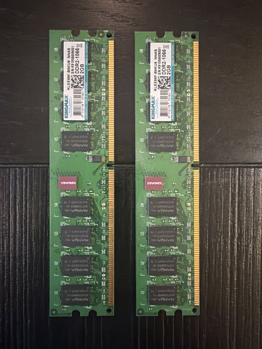 Memorie RAM DDR2 - 2x2GB