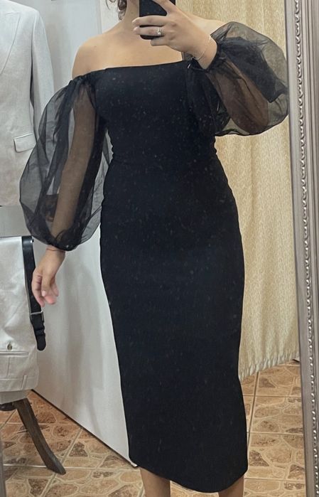 Rochie seara neagra cu maneci bufante