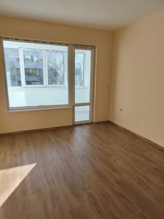 Двустаен южен свободен апартамент Владиславово-Касабова