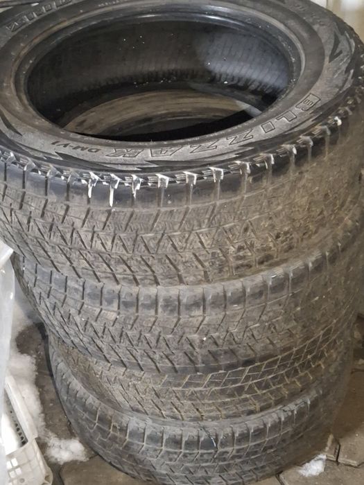 Blizzak шина комплект