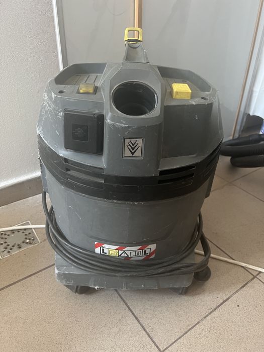 Aspirator Karcher Professional