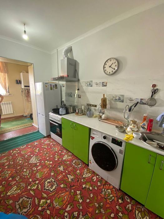 3 хонали квартира 
4-этаж кирпичный высоко потолочный отопление бор 
А