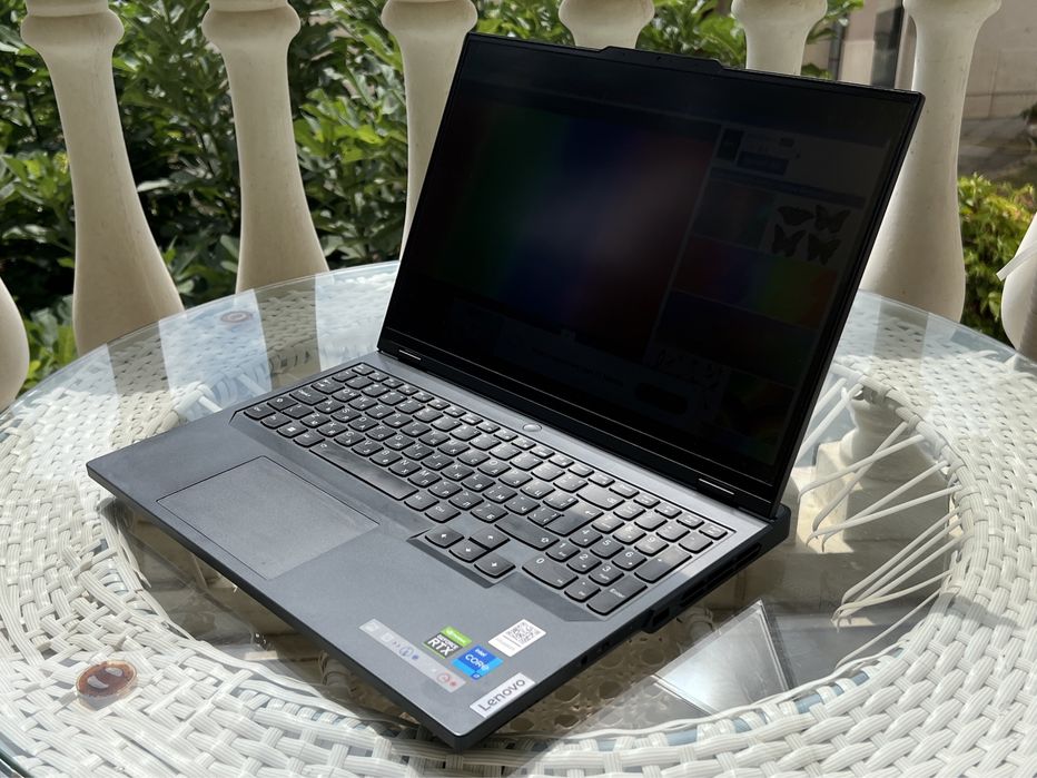 Лаптоп Lenovo Legion 5pro 16IRX8 Intel 17-13700HX RTX4070
