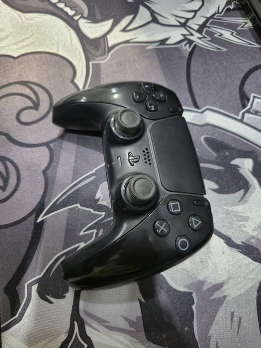 Продам геймпад dualsense5