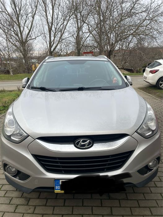 Hyundai Ix35~An 2010~4x4~2.0 Diesel 140 cai