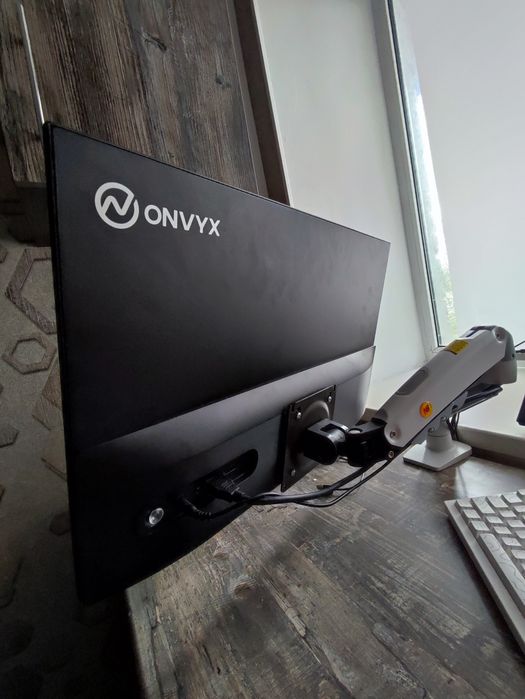 монитор+кронштейн