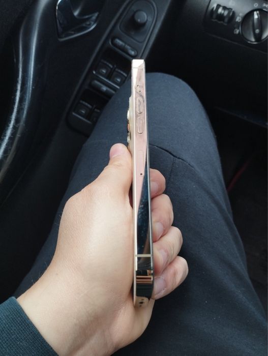 iPhone 13 Pro 128GB Gold.