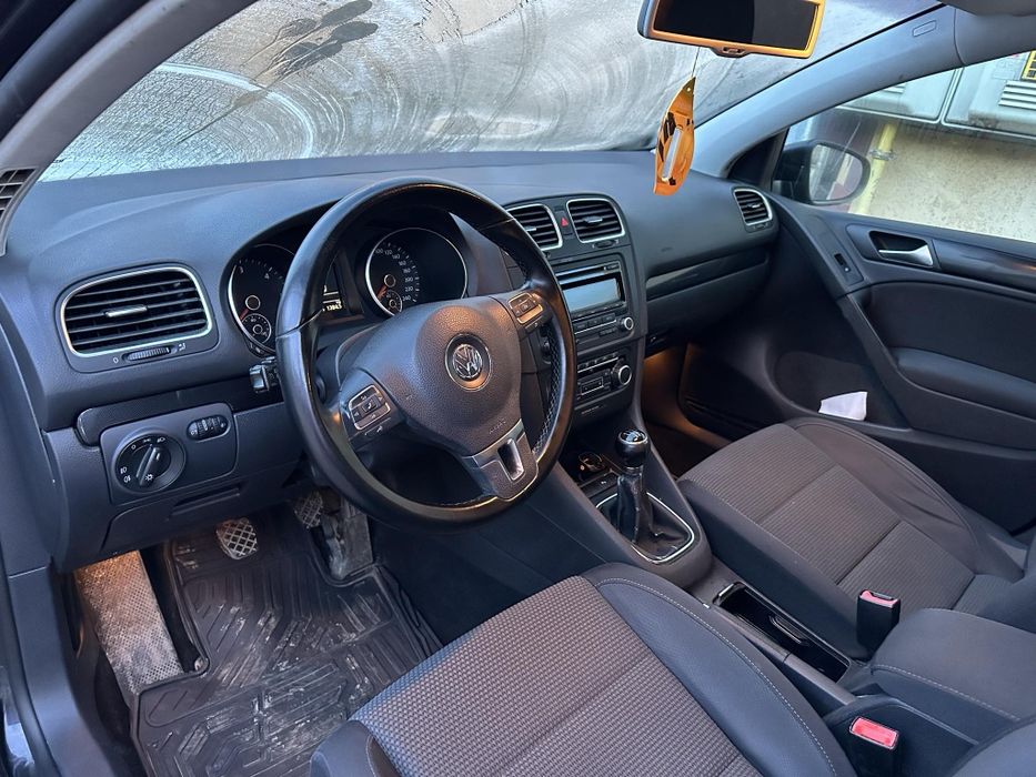Vând golf 6, 2.0 tdi an 2011