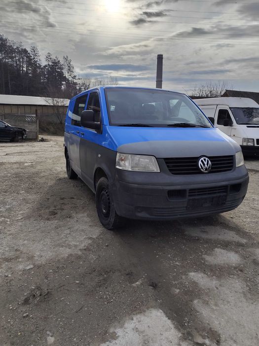 Dezmembrez V.W T5 mot 2.5 euro 4 cod mot.BPC