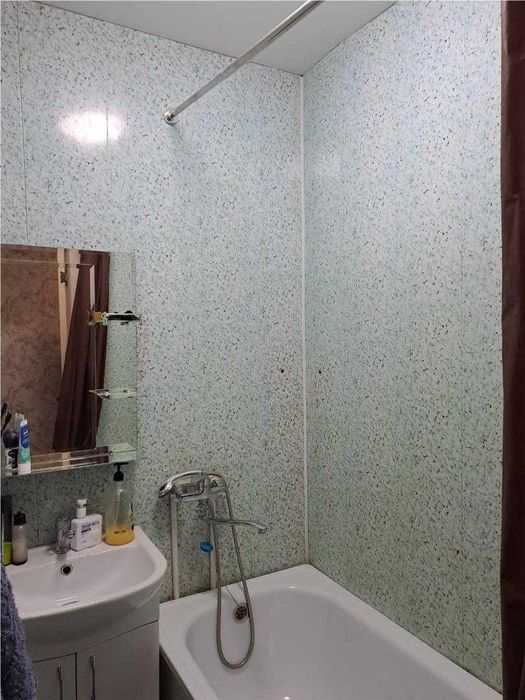продам 3 ком на Абая, Район Роддом