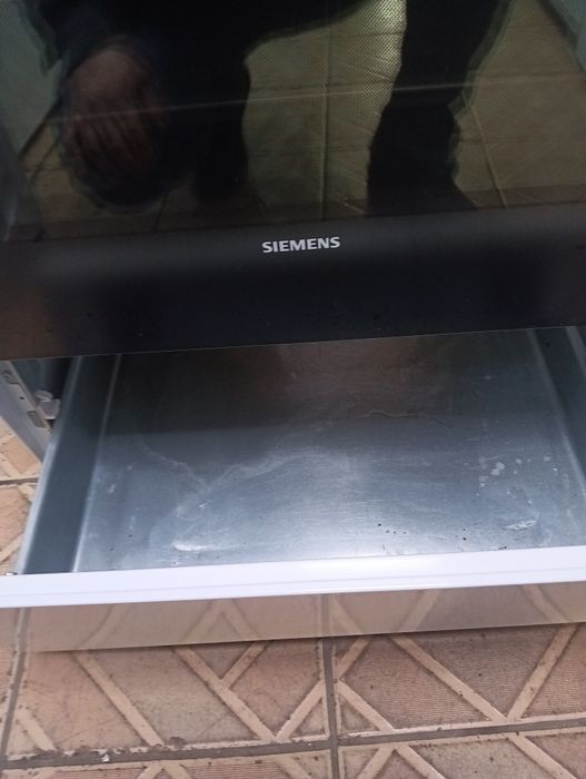 Свободно стояща печка с керамичен плот Сименс Siemens 2години гаранция