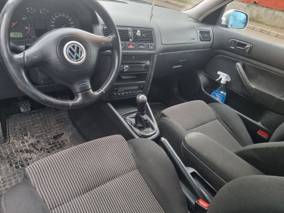 De vanzare Golf 4