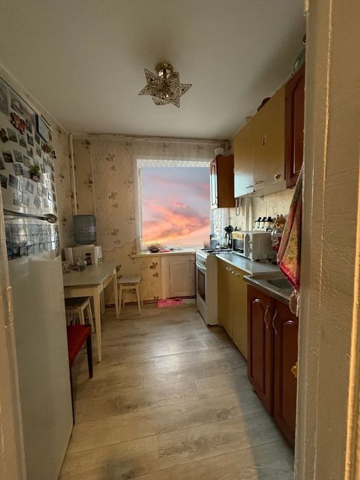 Продам 3 комн.новой план.Р-н Достык Молла