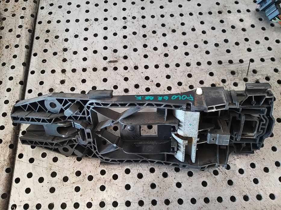Maner usa dreapta fata vw polo 6r 5n0839885h