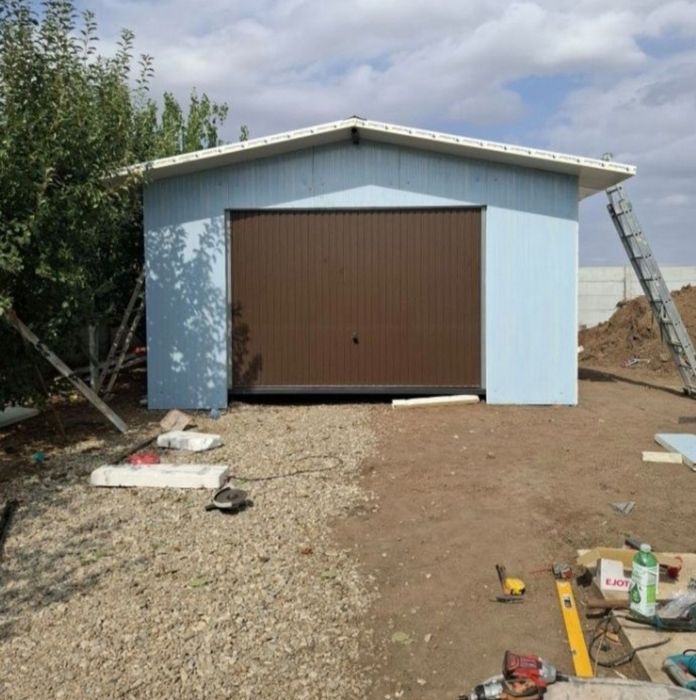 Facem garaje orice model dorește clientul