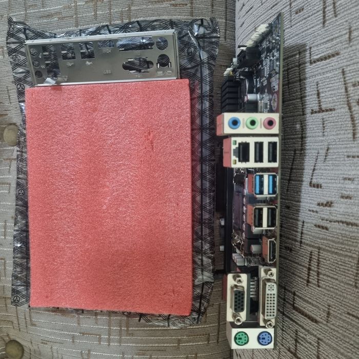 Материнская плата H510