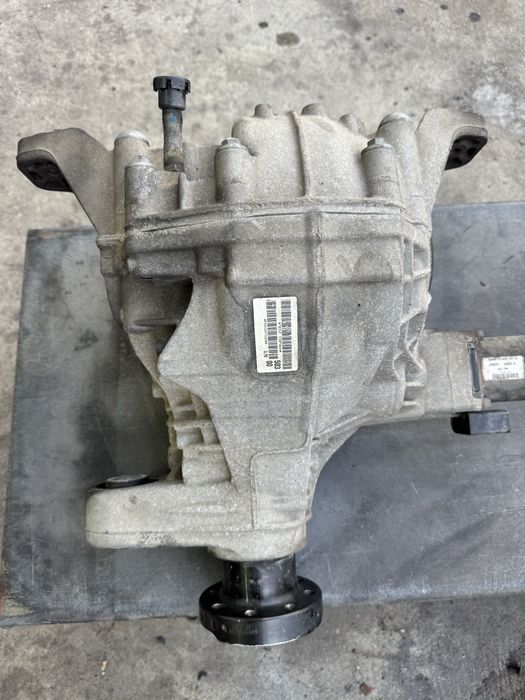 Заден диференциал Jeep SRT P68184732AB