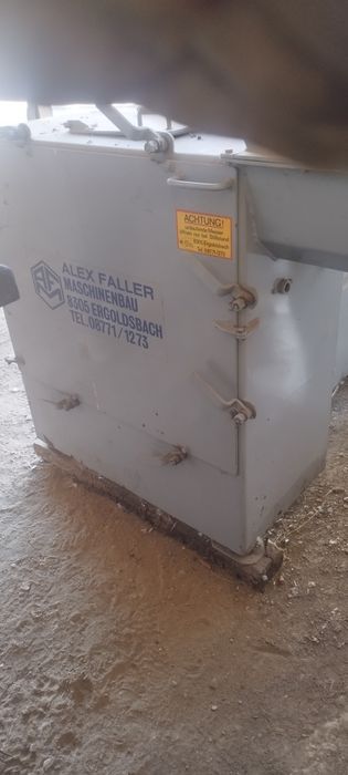 Moară cu ciocanele industrial 37 kw