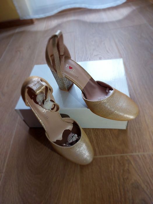 Pantofi eleganți nr 37