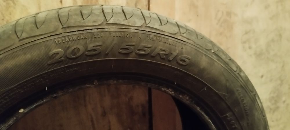 2 бр. Летни гуми 205/55/16