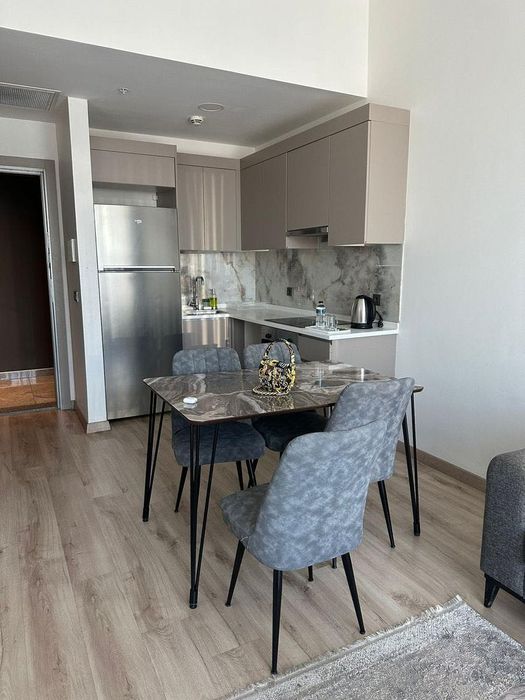 Двустаен апартамент в Люлин - център