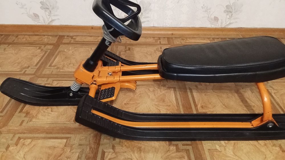 Сани  "Снегокат"