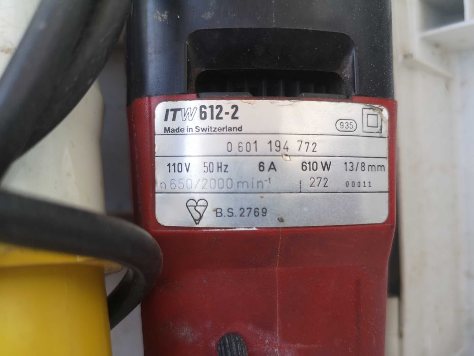 Бормашина - Hitachi / Red Head  610-730W/ 110V (волта)