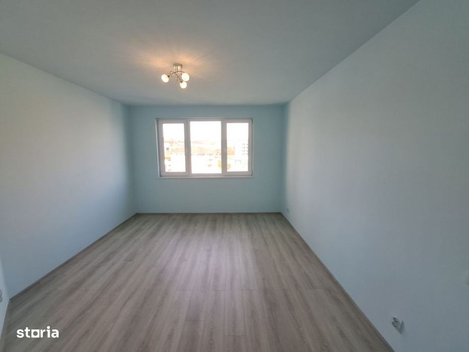 Apartament cu 3 camere, zona Vivo, Floresti