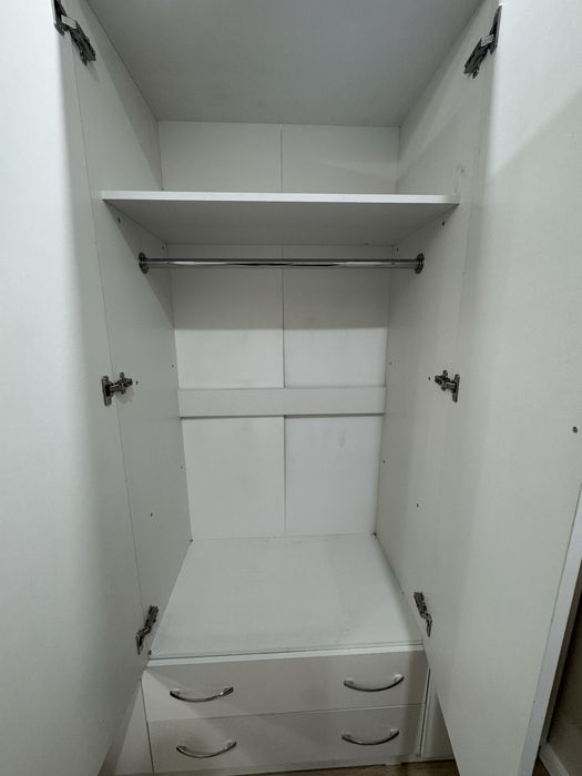 Продаю Шкаф