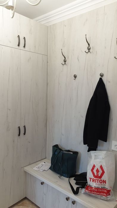 Vând Apartament în Constanta, 2 camere tranformat eficient în 3 camere