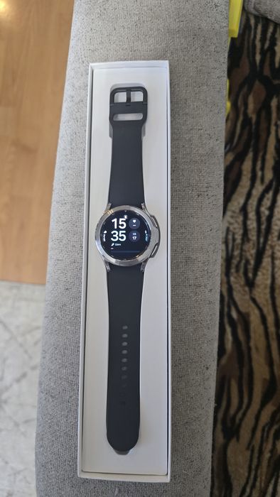 Продам Galaxy watch4 classic