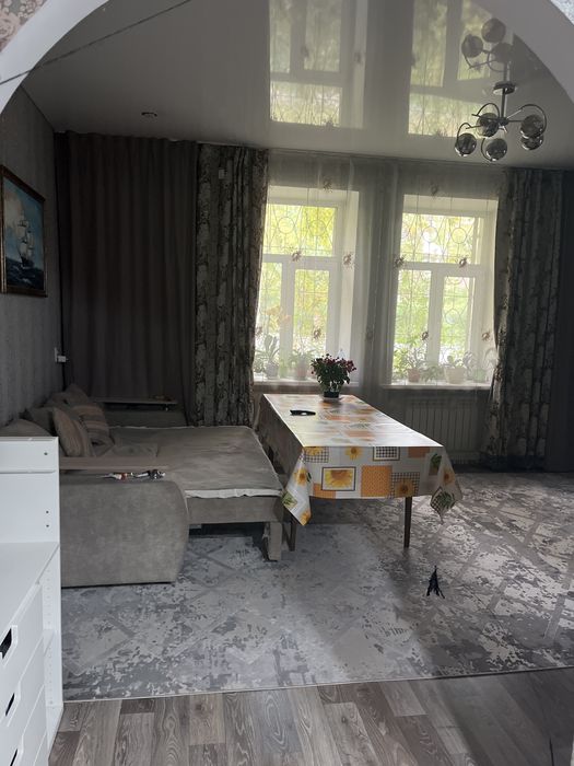 Продам 3х комнатную квартиру сталинка